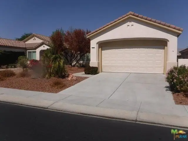 Residential Lease for rent at 78648 Iron Bark Drive, Palm Desert, Riverside County, CA featuring 2 beds and 2 baths