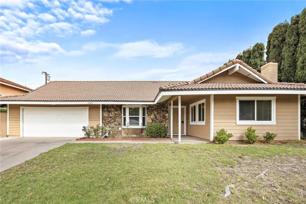1523 E Baldwin, Orange, CA — listing photo 1