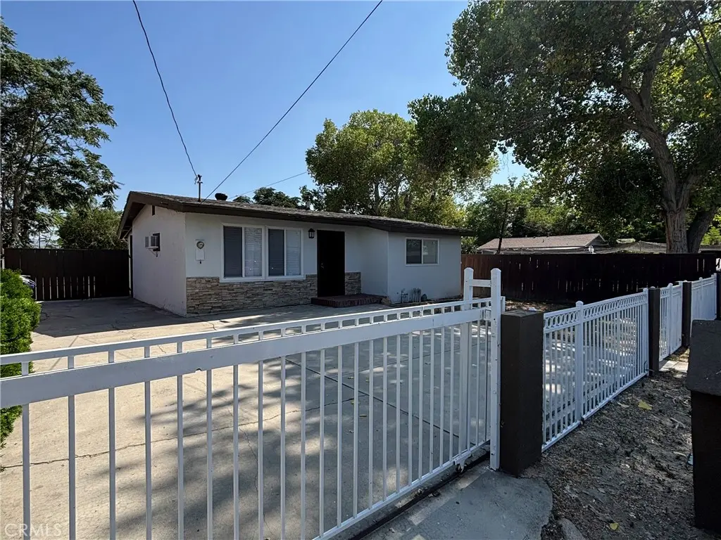 885 San Jacinto, San Bernardino, CA — listing photo 1