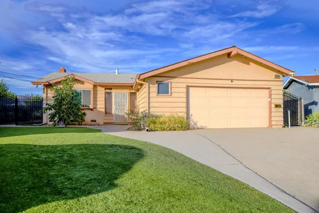 Single Family Residence for sale at 297 Stagehand Drive, San Jose, CA featuring 3 beds and 2 baths