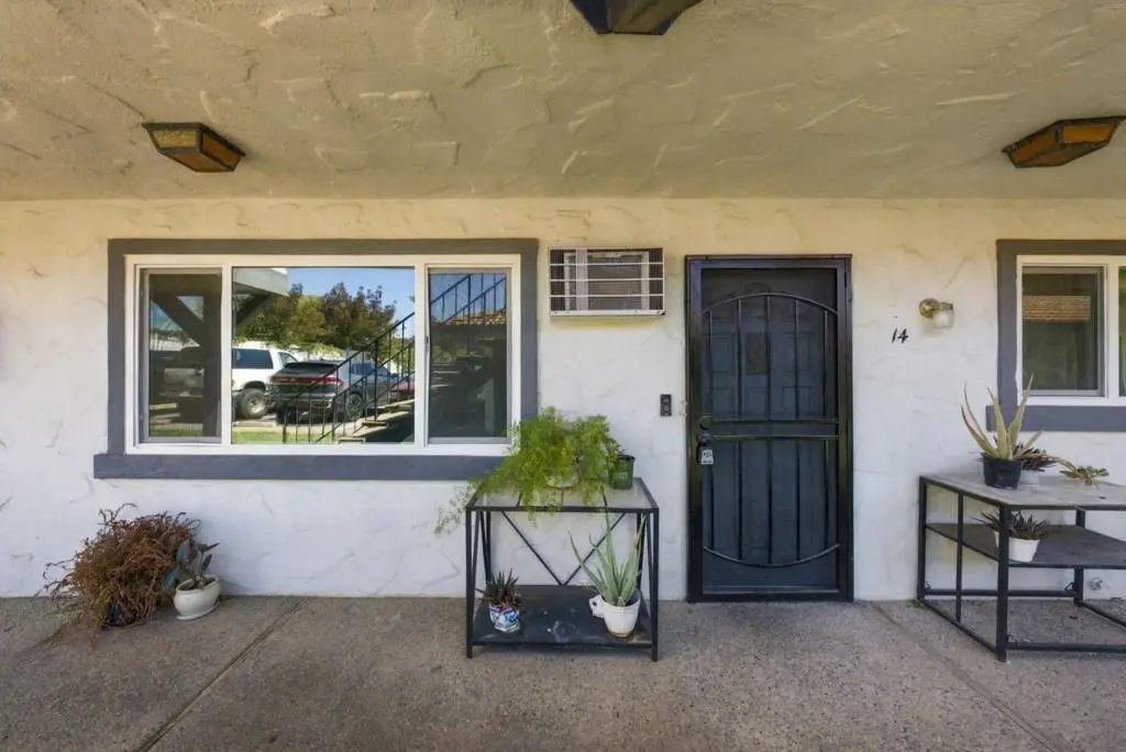 1261 Juniper Drive 14, Gilroy, CA — listing photo 1