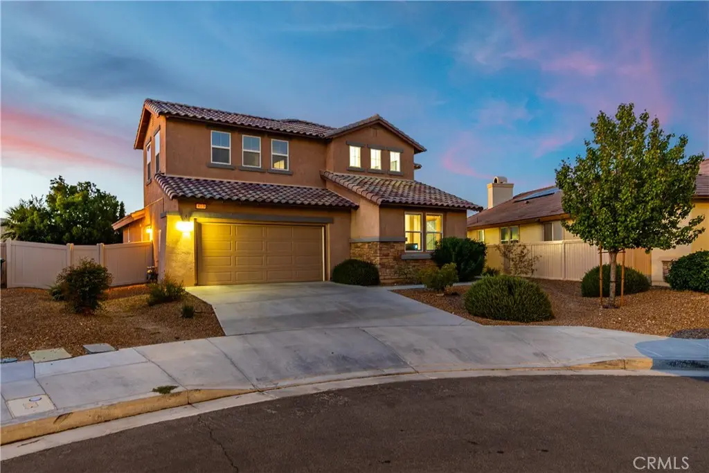 4133 W Avenue J7, Lancaster, CA — listing photo 1