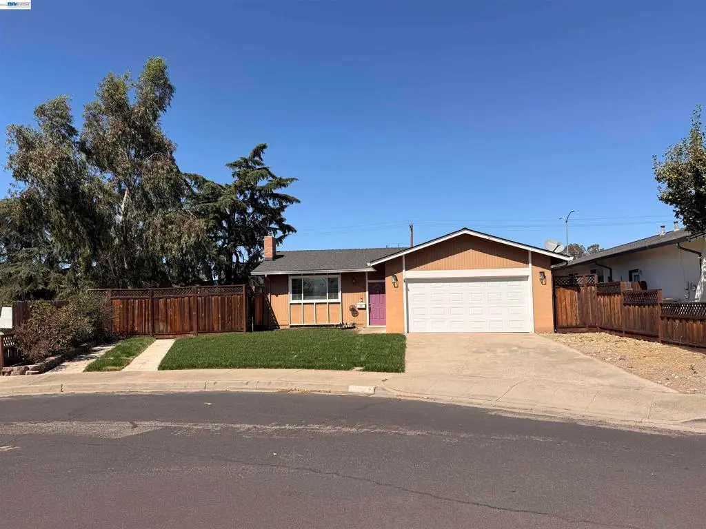 Single Family Residence for sale at 312 Robert Way, Livermore, CA featuring 3 beds and 2 baths