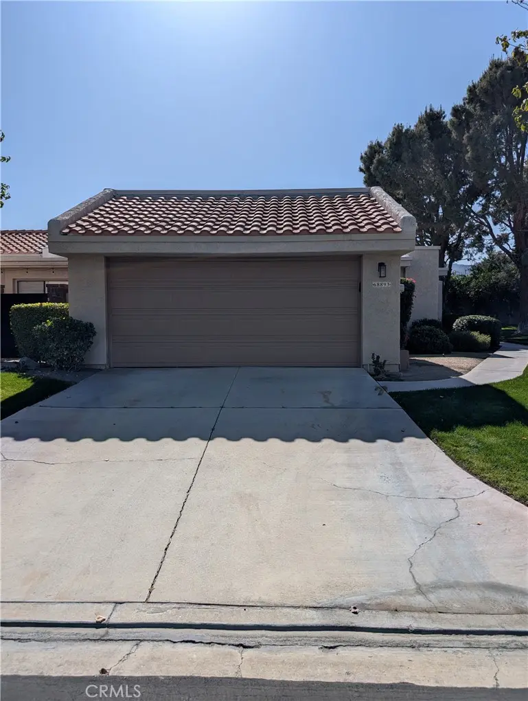 Condominium for sale at 68893 Calle Monforte, Cathedral City, CA featuring 1 bed and 2 baths