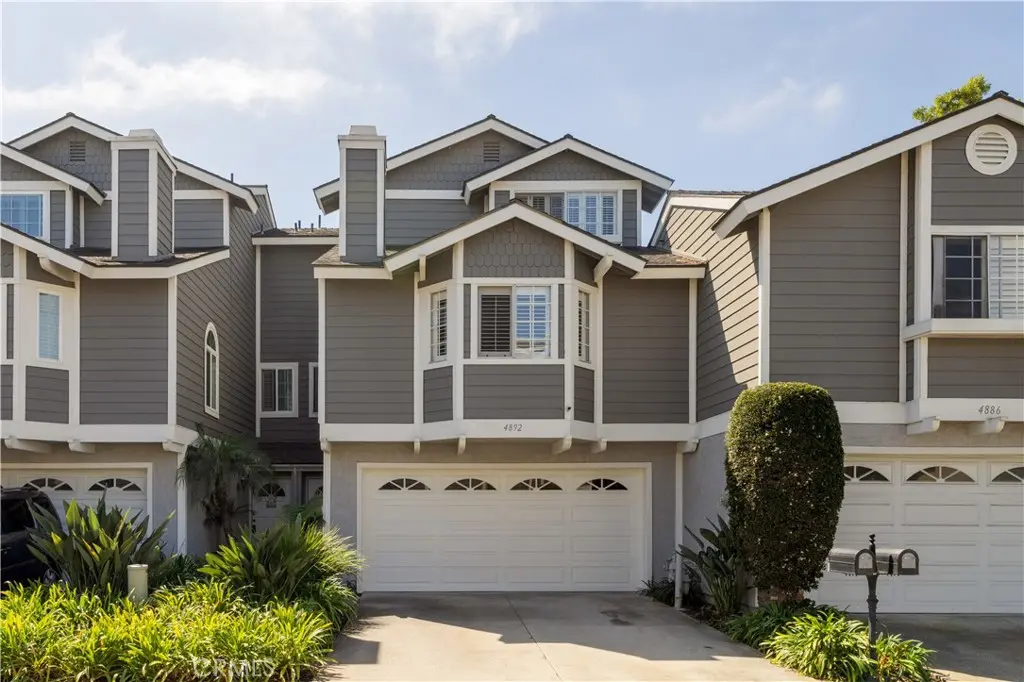 4892 Searidge Cir, Huntington Beach, CA — listing photo 1