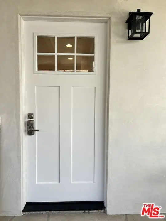 Residential Lease for rent at 2739 Dorman St A, Camarillo, Ventura County, CA and 1 bath
