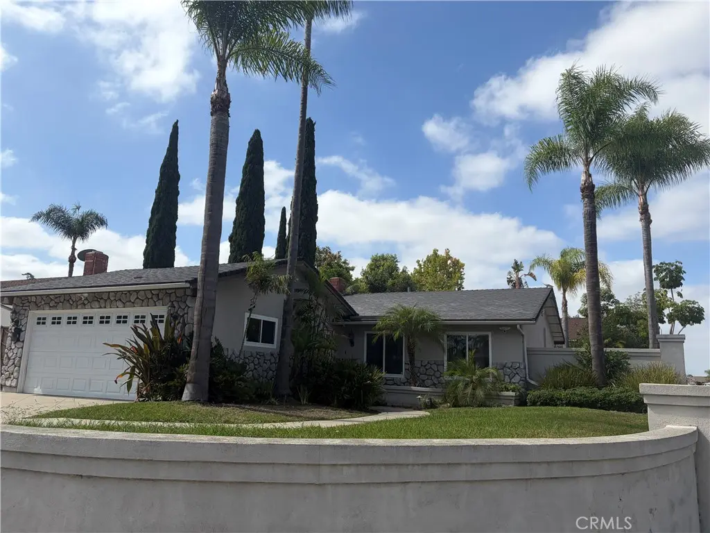 25091 Modoc, Laguna Hills, CA — listing photo 1