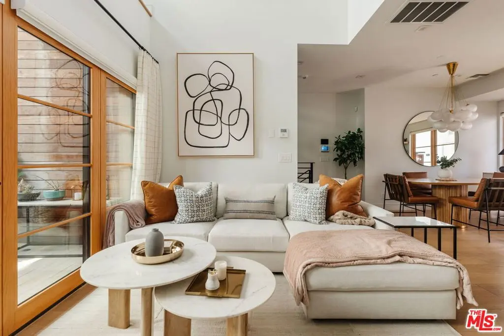 1035 N Vista Street, West Hollywood, CA — listing photo 1