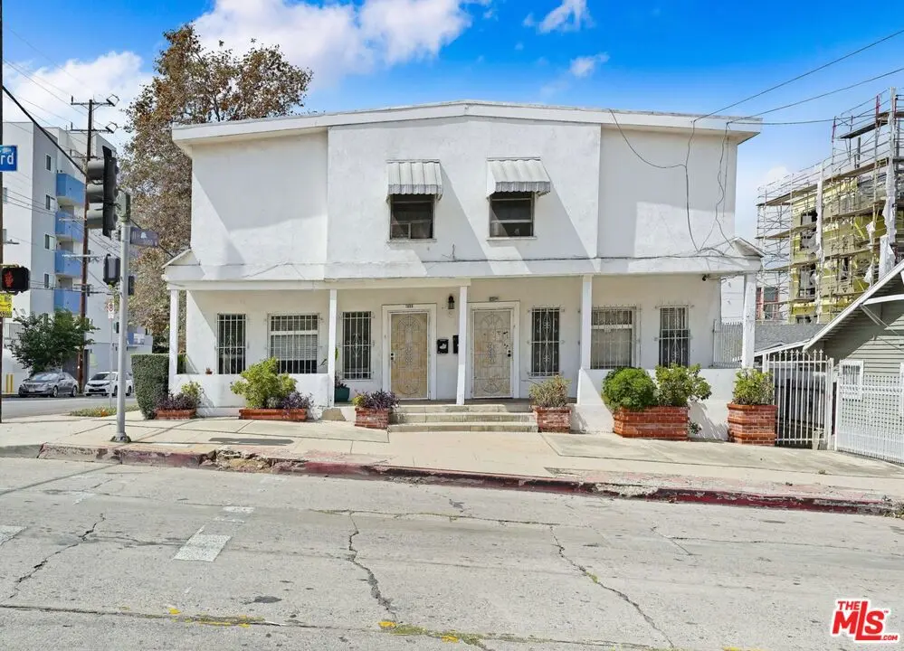 1059 S Harvard Boulevard, Los Angeles, CA — listing photo 1