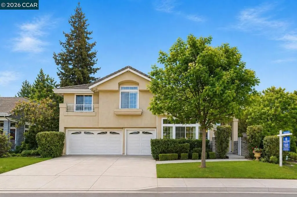 Single Family Residence for rent at 601 Ambience Way, Danville, CA featuring 4 beds and 3 baths