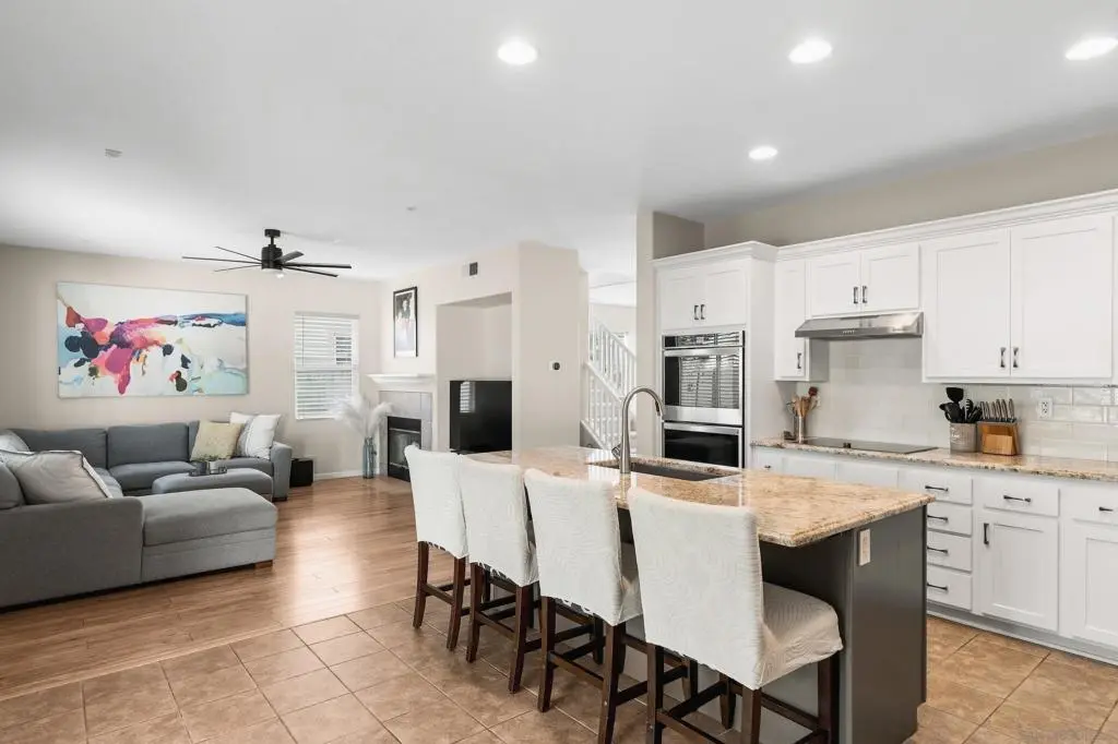 332 Monte Vista, Oceanside, CA — listing photo 1
