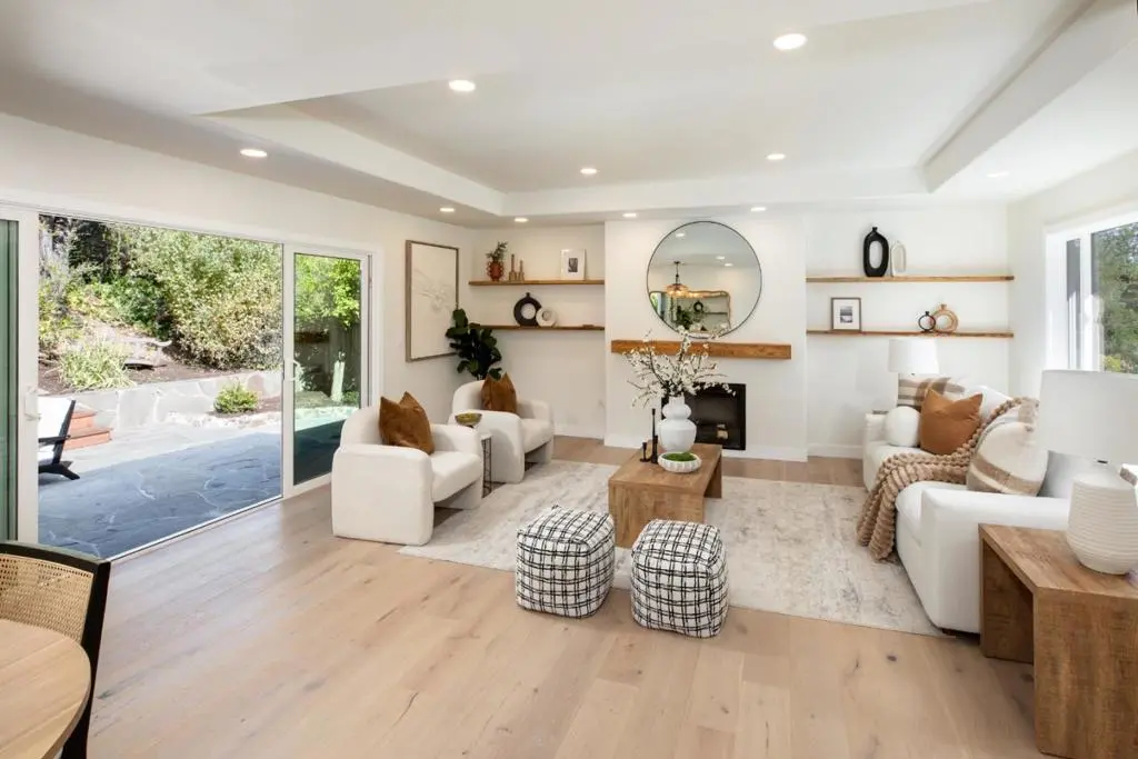 220 Canyon Drive, Portola Valley, CA — listing photo 1
