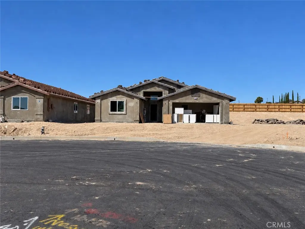 1220 Savanna Drive, Barstow, CA — listing photo 1