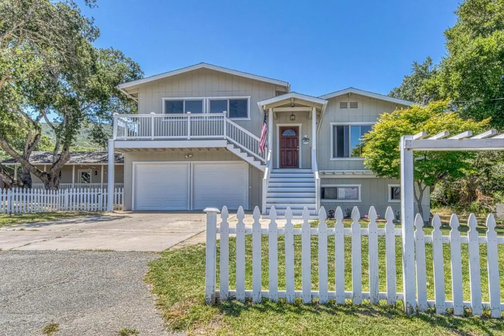394 Mesa Road, Salinas, CA — listing photo 1