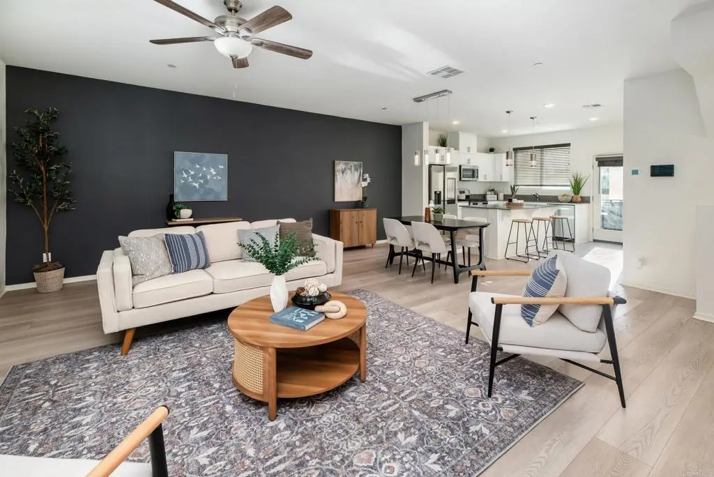 5232 Beachfront 71, San Diego, CA — listing photo 1