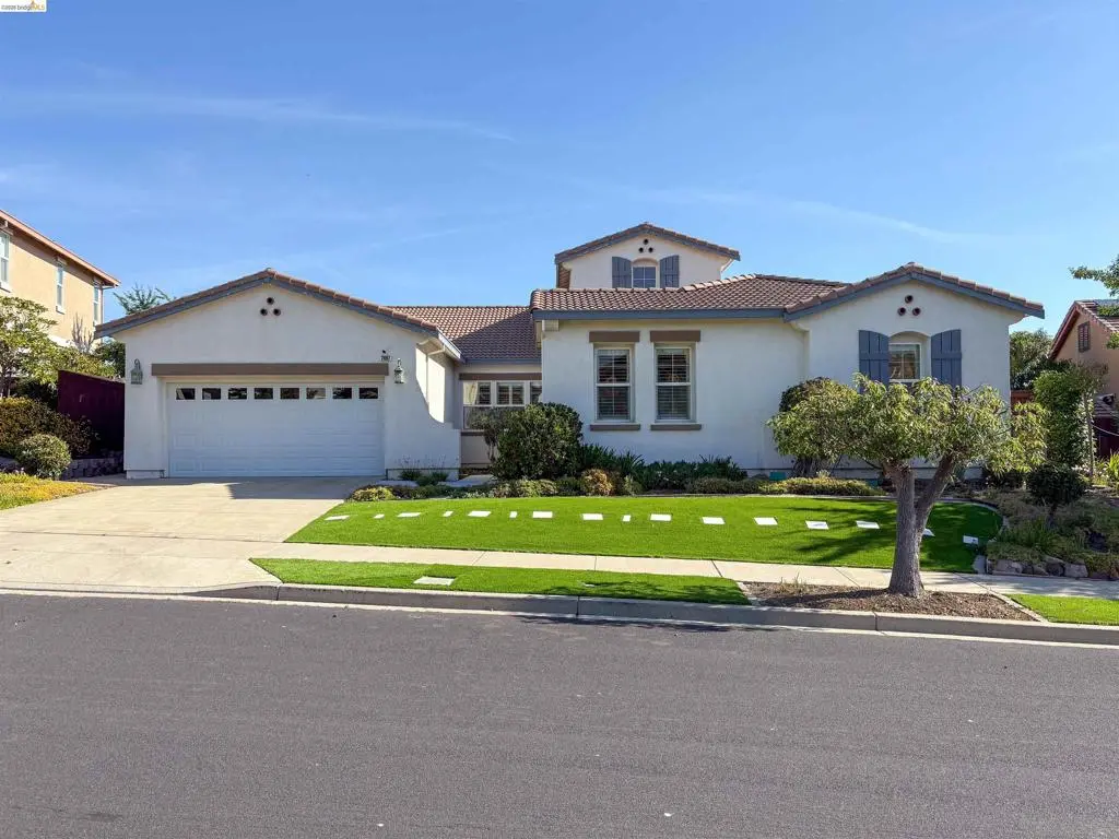 Single Family Residence for rent at 2497 Winged Foot Road, Brentwood, CA featuring 4 beds and 3 baths