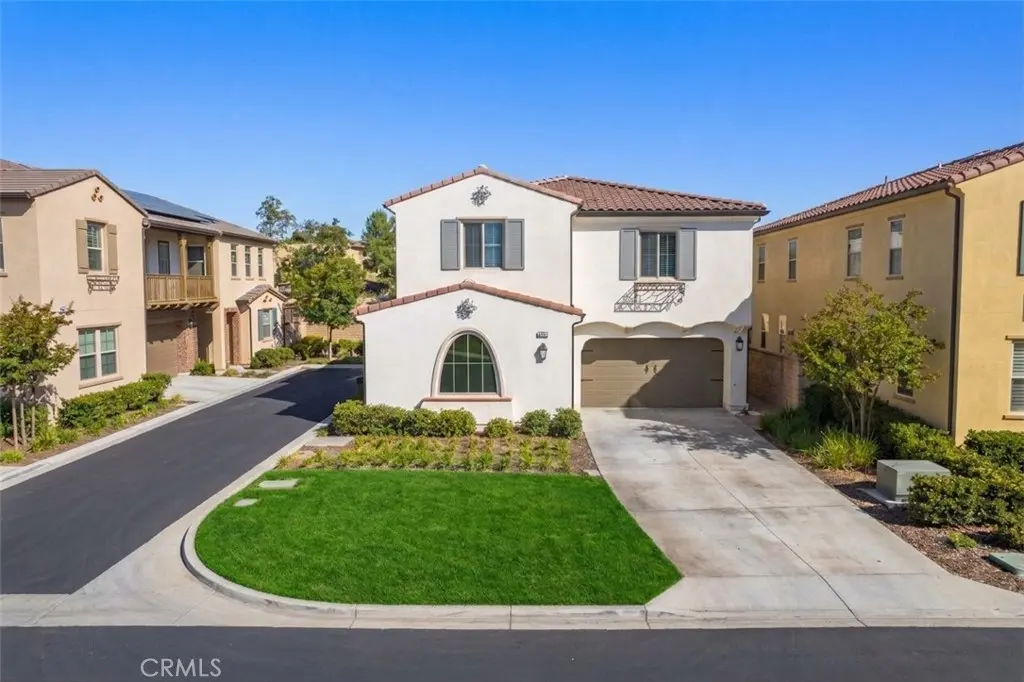 27314 Weldon Way, Saugus, CA — listing photo 1