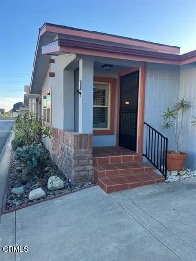 1220 Johnson Drive 4, Ventura, CA — listing photo 1