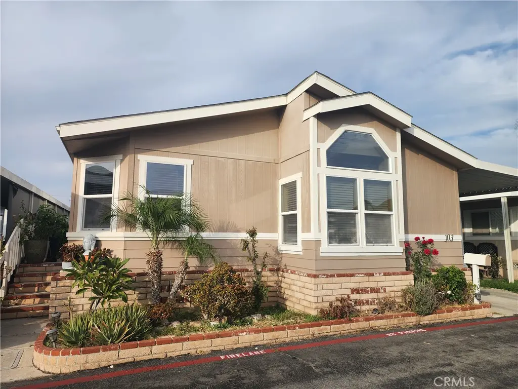 103 Gannet, Fountain Valley, CA — listing photo 1