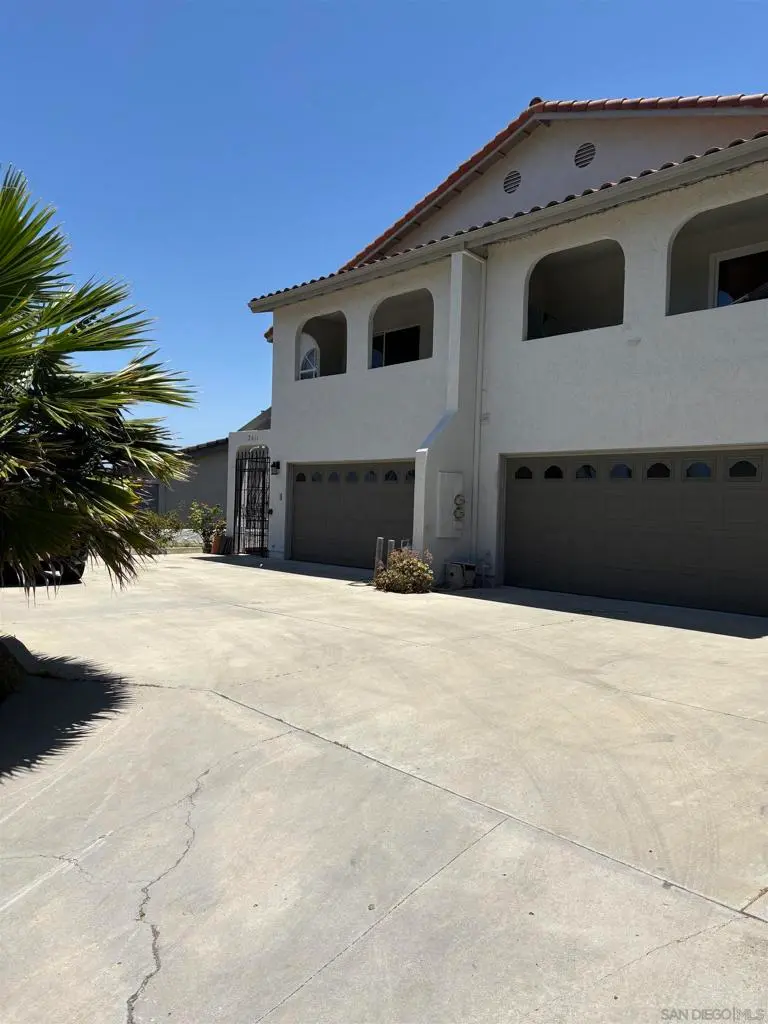 2411 Torrejon, Carlsbad, CA — listing photo 1