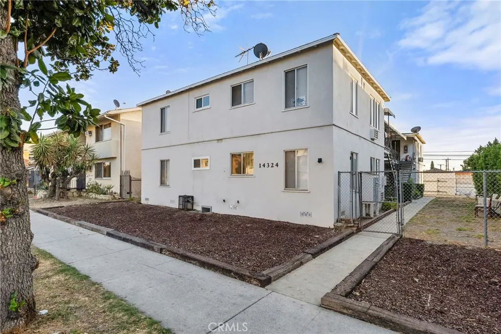 14324 Roscoe, Panorama City, CA — listing photo 1