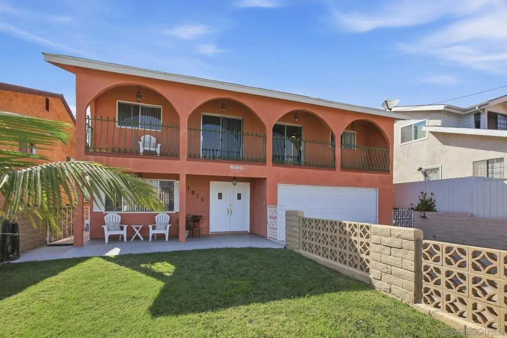 Single Family Residence for sale at 1012 16 11th St, Imperial Beach, CA featuring 7 beds and 5 baths