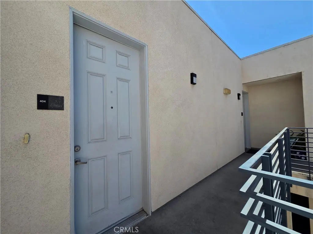 1836 Sichel Street 404, Los Angeles, CA — listing photo 1