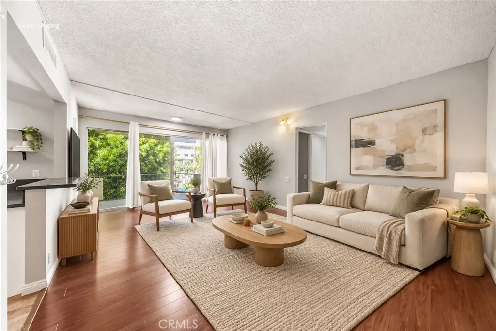 985 E California 306, Pasadena, CA — listing photo 1