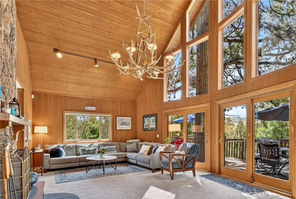 374 Grass Valley Road, Lake Arrowhead, CA — listing photo 1