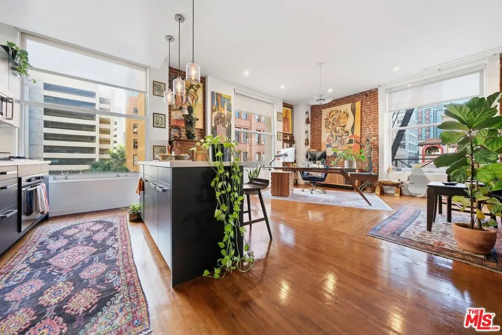 Condominium for sale at 257 S Spring Street 2M, Los Angeles, CA featuring 1 bed and 1 bath