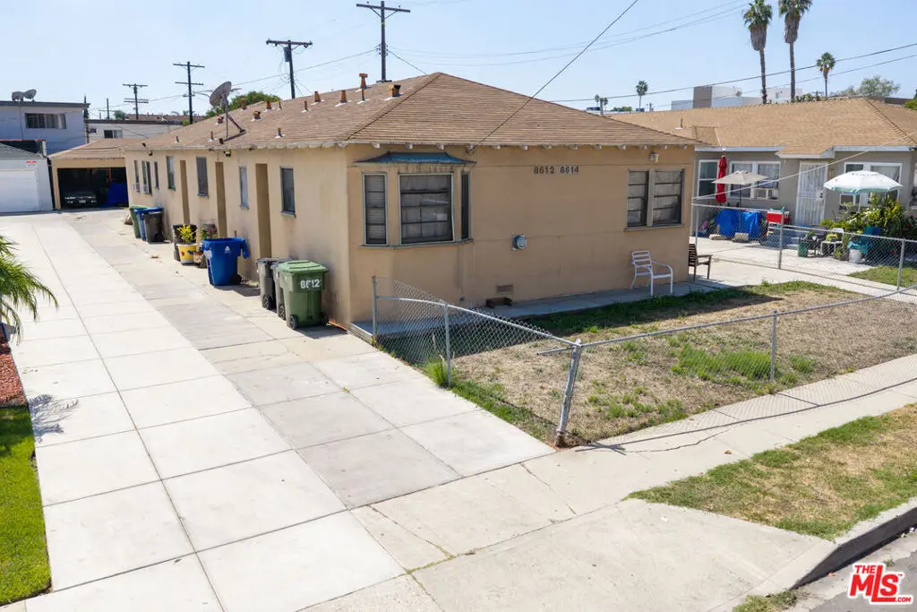 8612 Beverlywood Street, Los Angeles, CA — listing photo 1