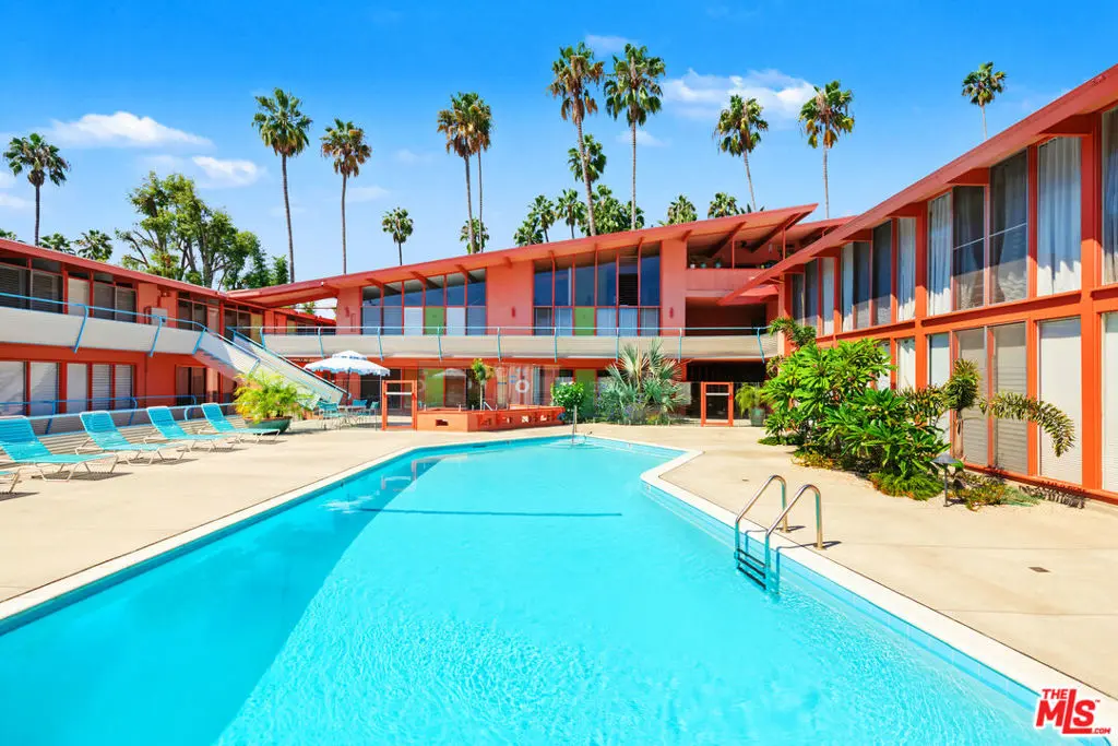 1400 N Hayworth Avenue 6, West Hollywood, CA — listing photo 1