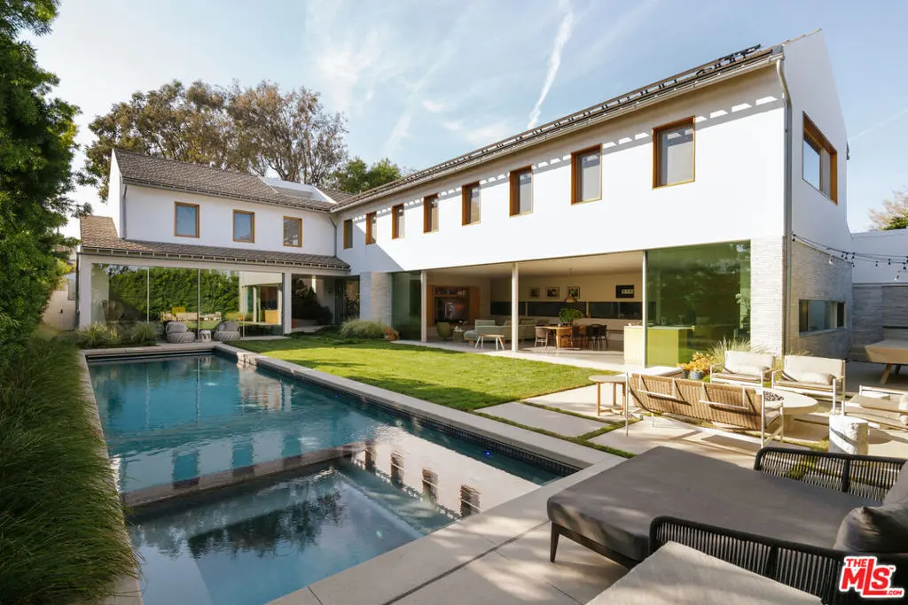 3062 Queensbury Drive, Los Angeles, CA — listing photo 1