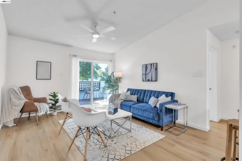 1201 Glen Cove Pkwy 1510, Vallejo, CA — listing photo 1