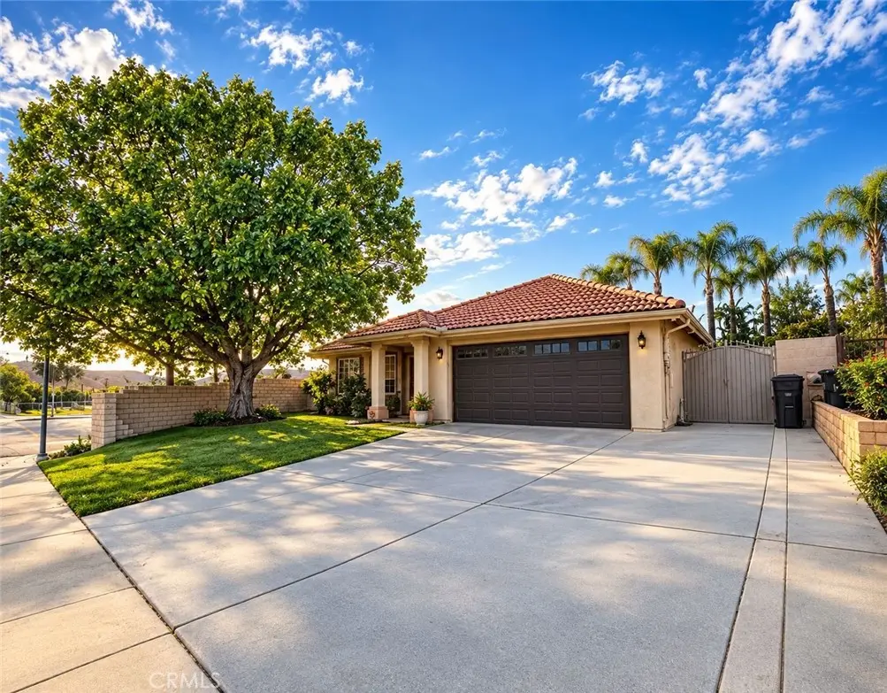 5504 N Mountain, San Bernardino, CA — listing photo 1