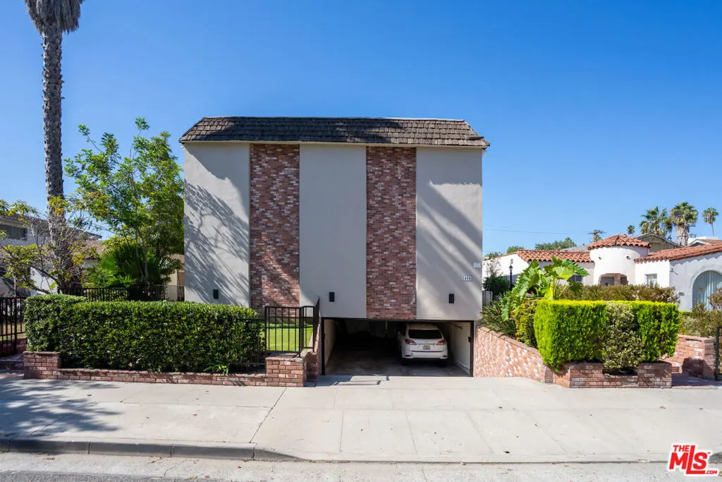 1434 Berkeley Street, Santa Monica, CA — listing photo 1