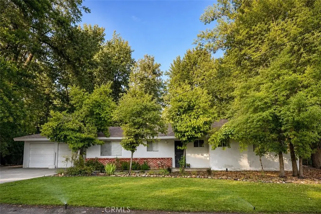 Single Family Residence for sale at 210 Wood Duck Avenue, Sanger, CA featuring 3 beds and 2 baths