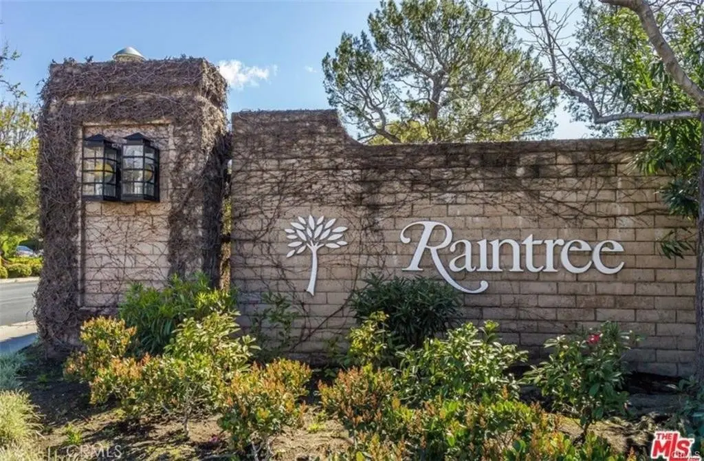 5301 Raintree 301, Culver City, CA — listing photo 1