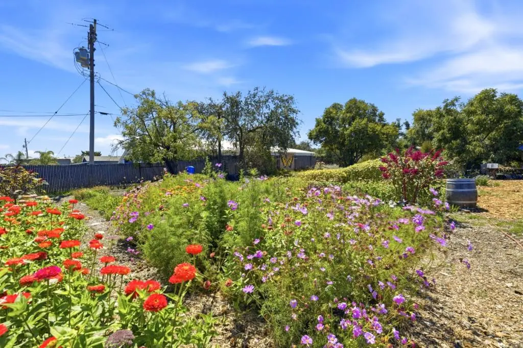 10095 Monterey Road, Gilroy, CA — listing photo 1
