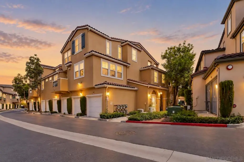 1479 Paseo Aurora, San Diego, CA — listing photo 1