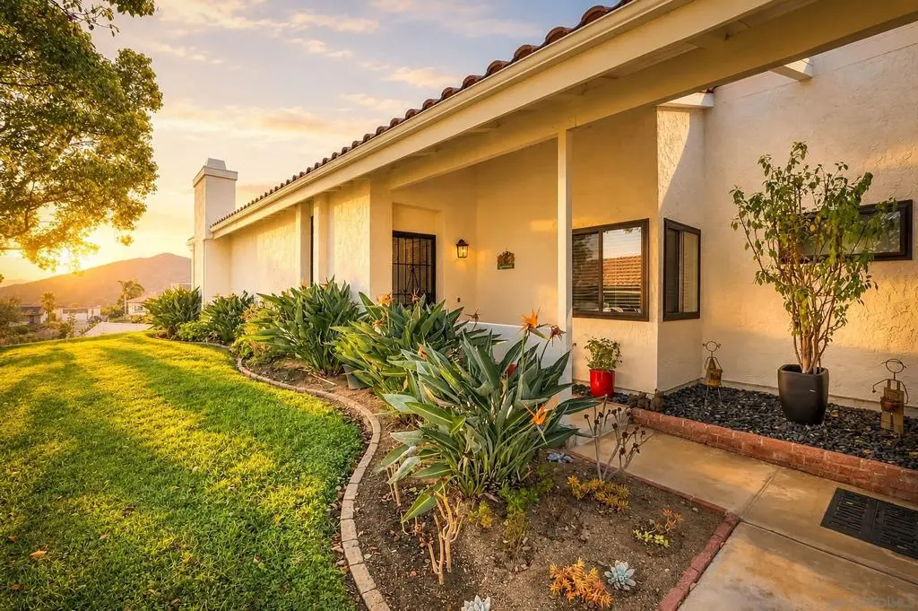 Townhouse for sale at 17824 Villamoura Dr, Poway, CA featuring 2 beds and 2 baths