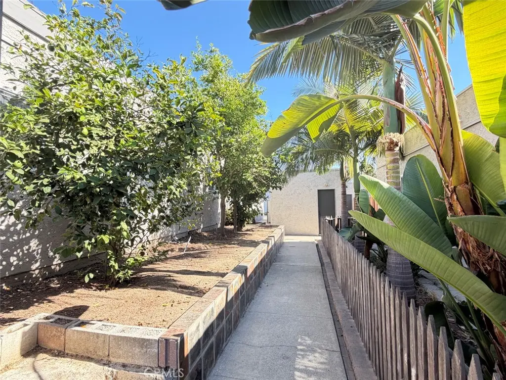 2654 Andover, Fullerton, CA — listing photo 1