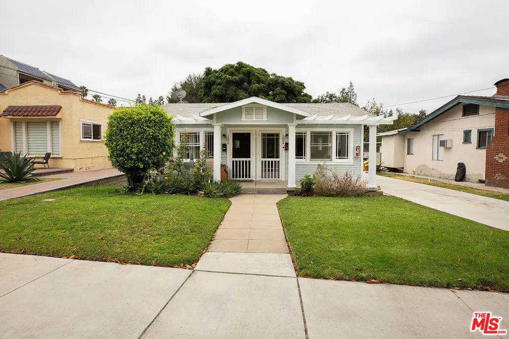 1804 E Glenoaks Boulevard, Glendale, CA — listing photo 1