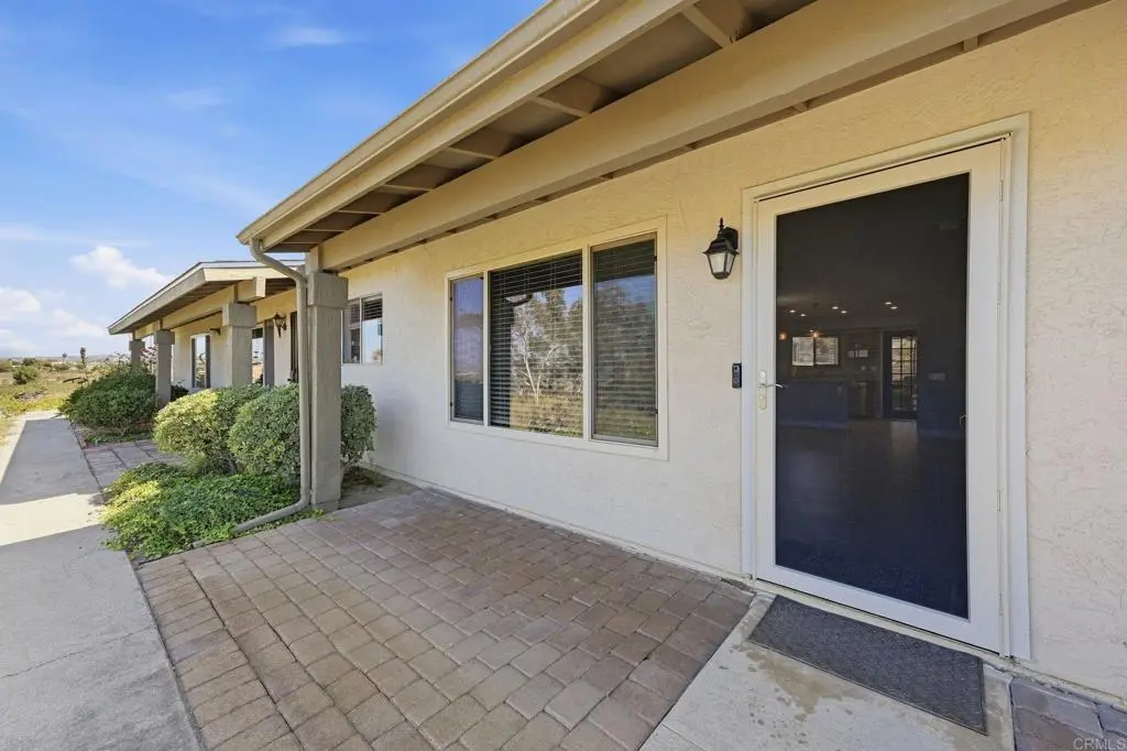 4503 Kittiwake Way, Oceanside, CA — listing photo 1