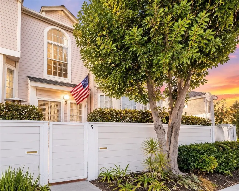 1731 E 68th 5, Long Beach, CA — listing photo 1