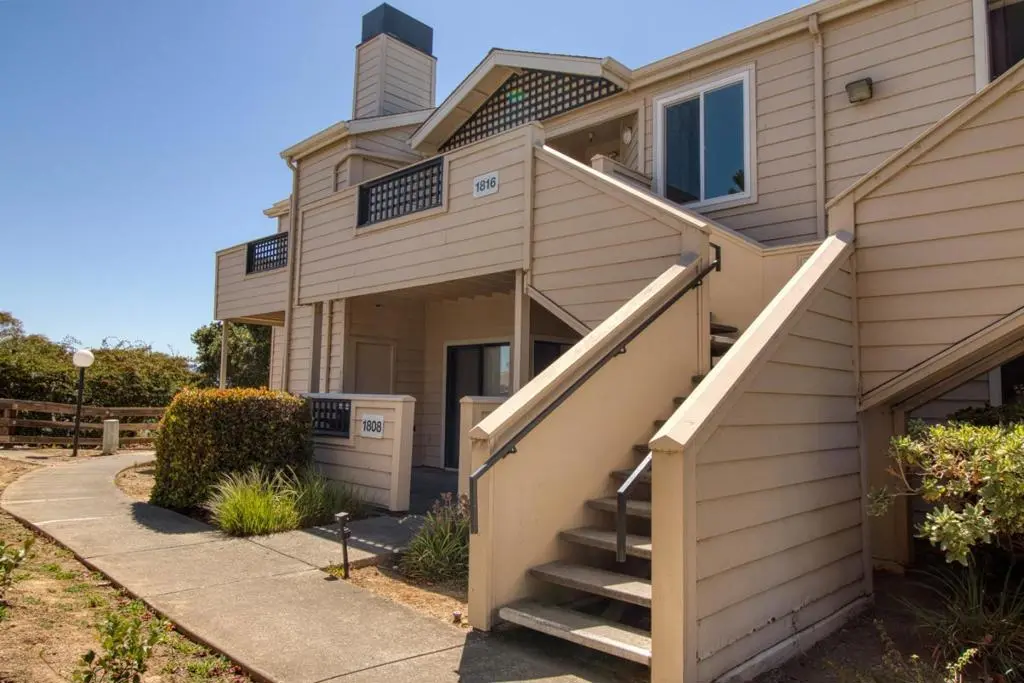 1201 Glen Cove Parkway 1816, Vallejo, CA — listing photo 1