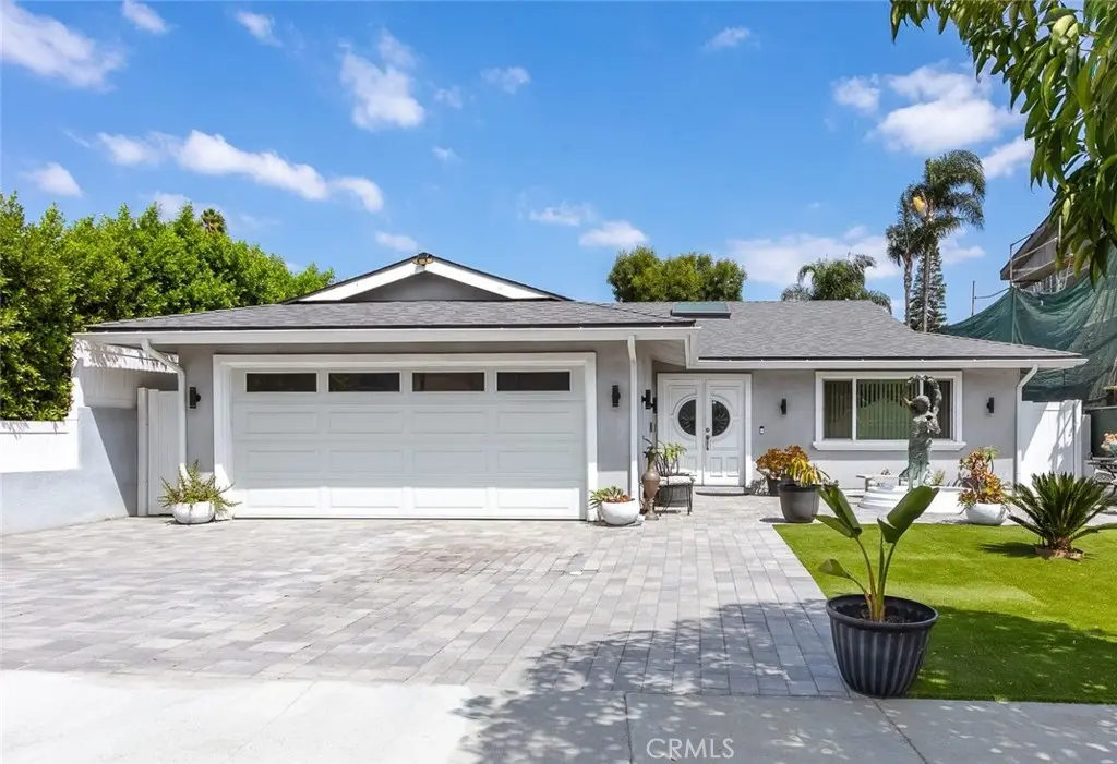 9721 Blandwood, Downey, CA — listing photo 1