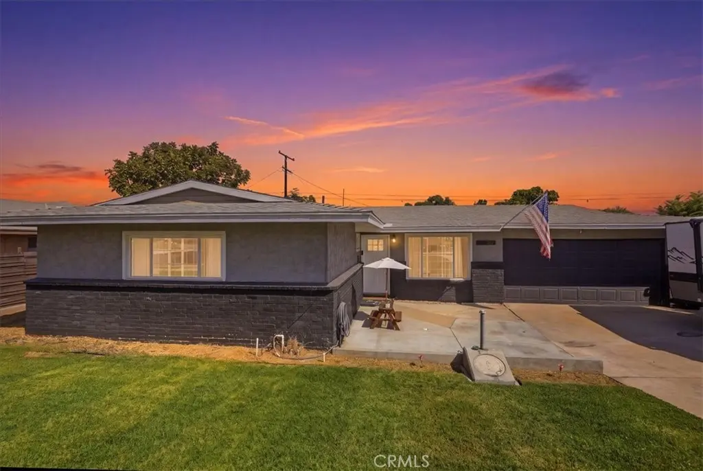 387 E Citron Street, Corona, CA — listing photo 1