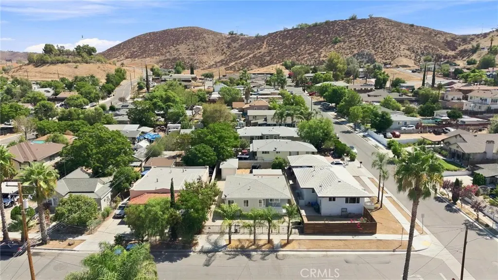 210 N Chestnut, Lake Elsinore, CA — listing photo 1