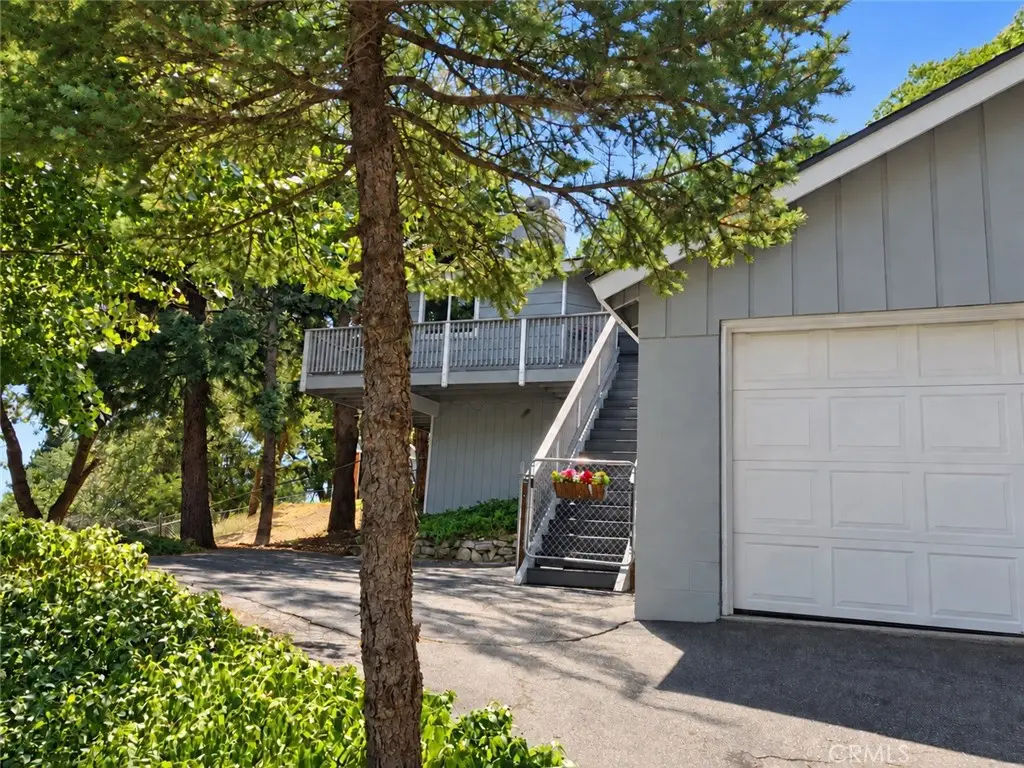 30322 Live Oak Road, Running Springs, CA — listing photo 1